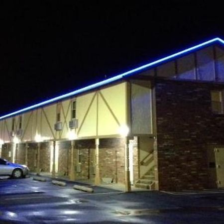 Economy Express Inn Henryetta Dış mekan fotoğraf