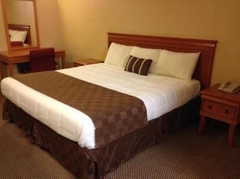 Economy Express Inn Henryetta Dış mekan fotoğraf